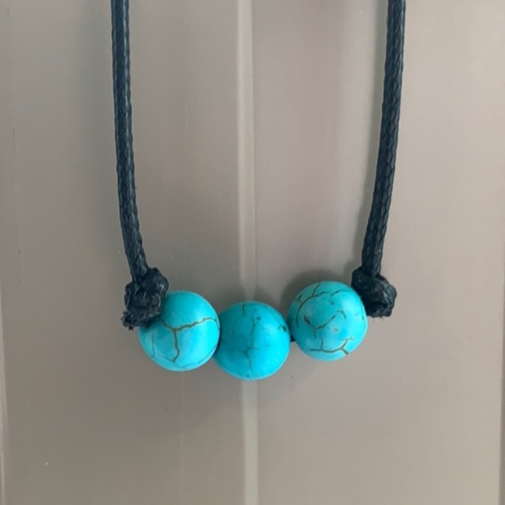 pearl necklace
